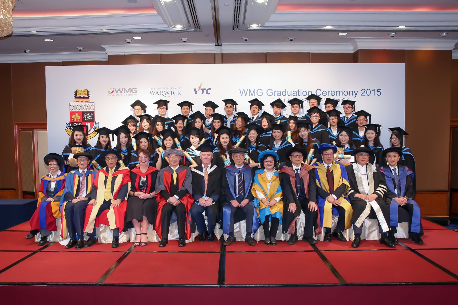 Graduates from the Mainland, Hong Kong, Taiwan and Thailand were awarded Master’s degree, postgraduate certificate and postgraduate qualifications