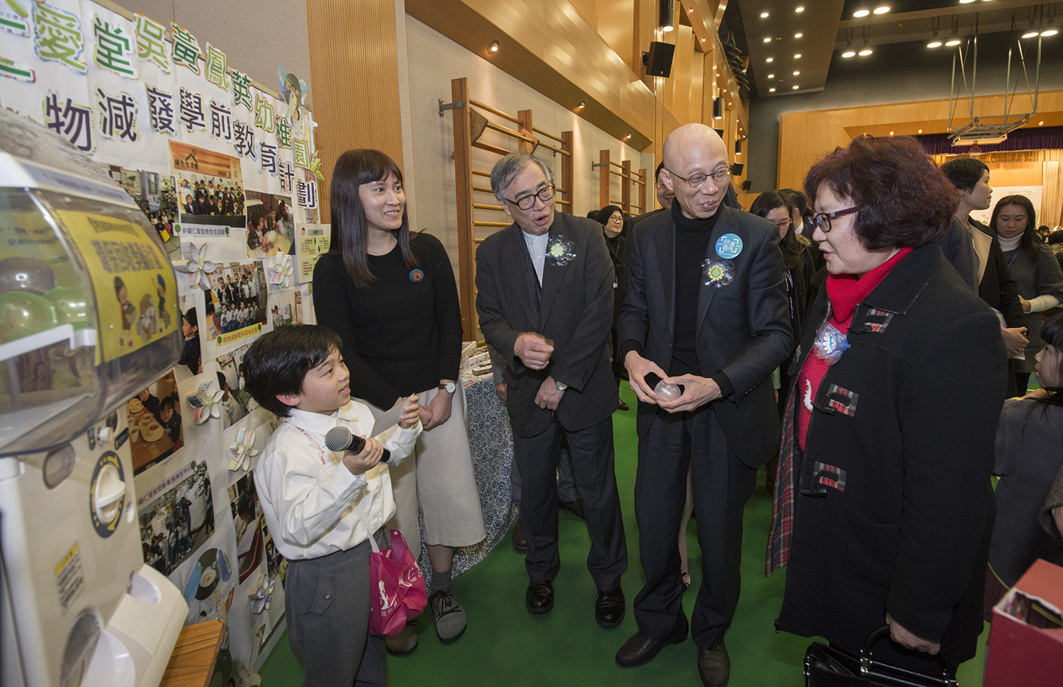 The ‘Green Exhibition’ showcased outcomes of the participating schools in the Early Childhood Education Pilot School Campaign: ‘Prevention First before Reuse and Recycling’ Campaign, where pre-primary educators shared their experience and insights on implementing pre-primary environmental education