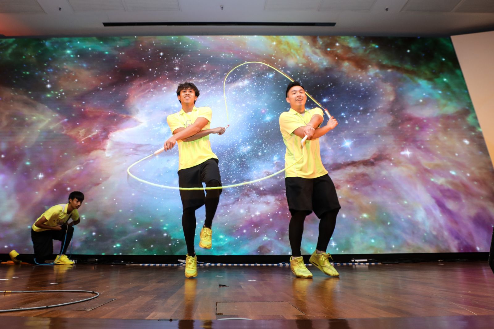 Many VTC students have turned in excellent performances not only in the academic side but display of skills excellence at different local and international competitions, including the international-award-winning students of IVE and Youth College who demonstrate rope skipping at the Tribute Dinner