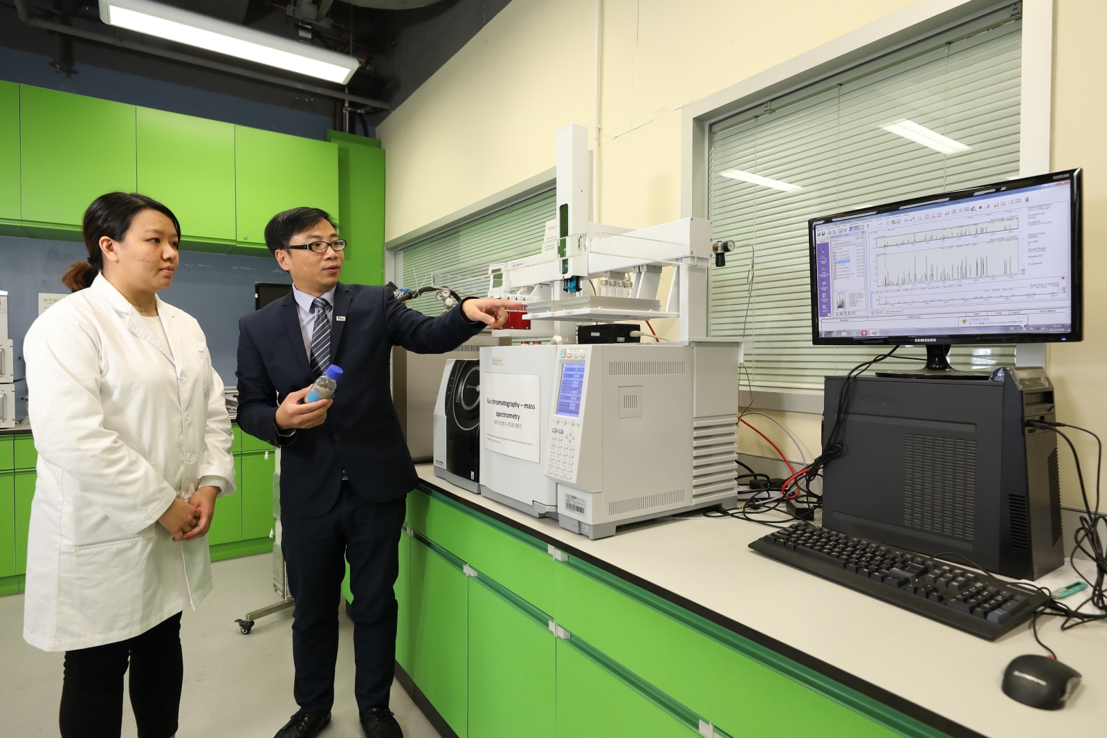 THEi Teaching Fellow I of Department of Construction Technology and Engineering under Faculty of Science and Technology Dr Alex TSANG is studying how to raise the recycling rate of wood and paper to reduce landfill load