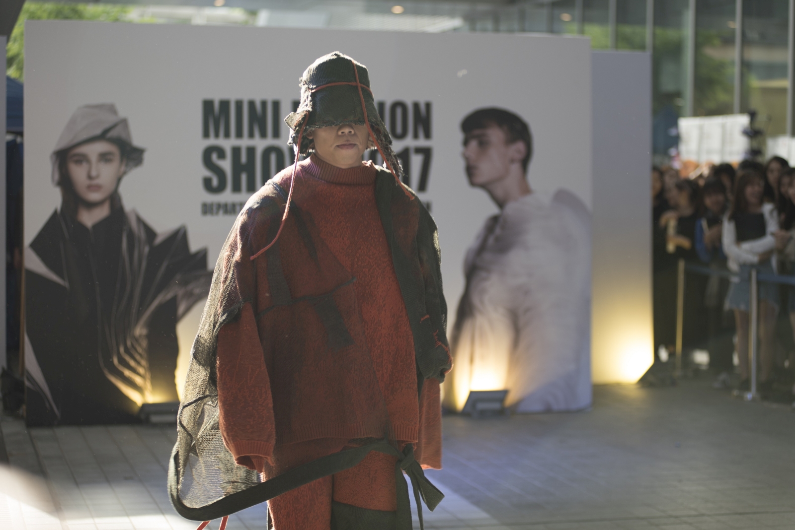 HKDI will organise a Mini Fashion Show during the Info Days