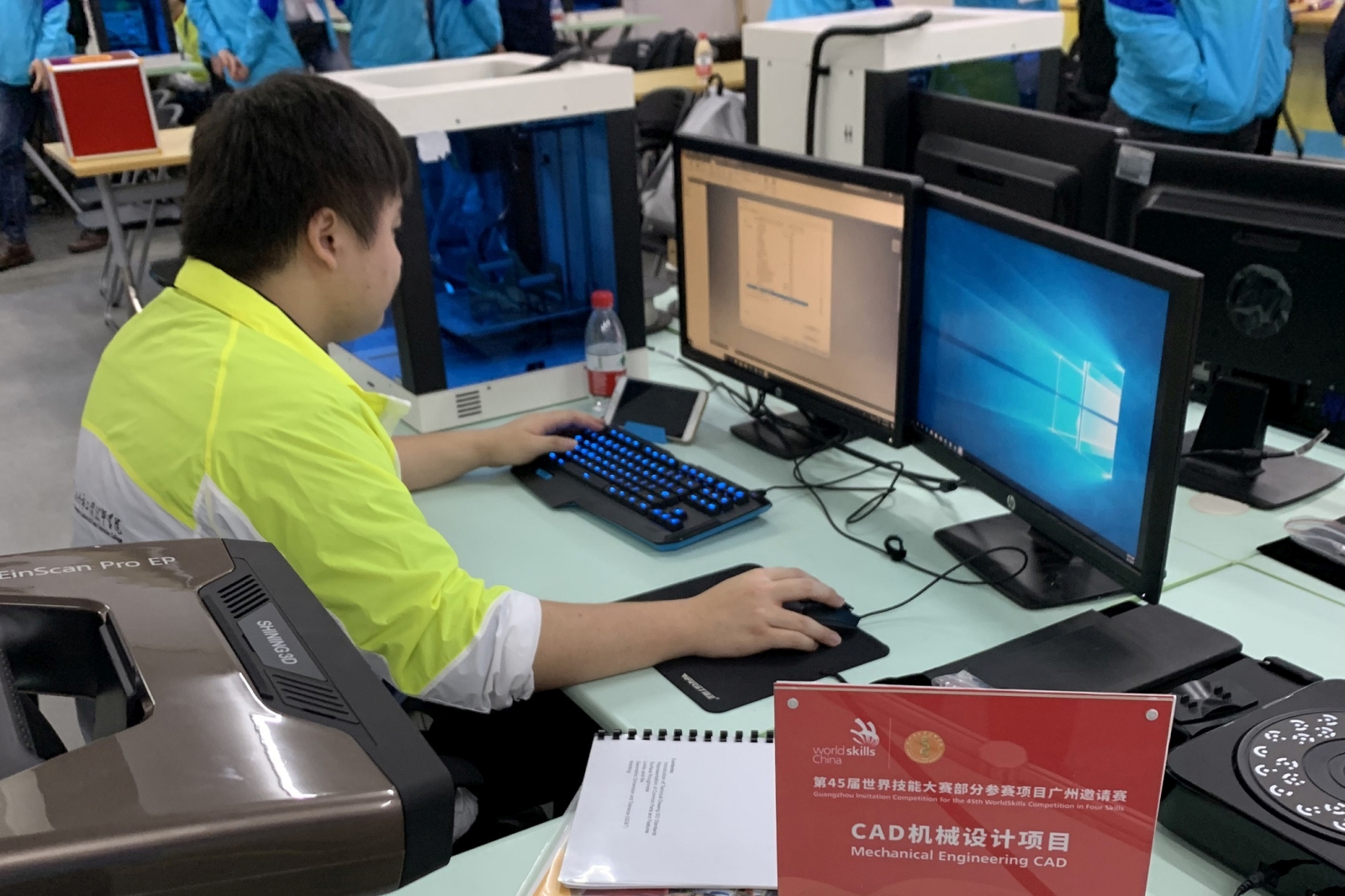 IVE graduate of Higher Diploma in Mechanical Engineering CHAN Ting-fung is selected to be a Hong Kong competitor for the Mechanical Engineering CAD competition. He hopes to excel in the contest and be able to become an industrial mechanical engineer contributing to re-industrialisation in town
