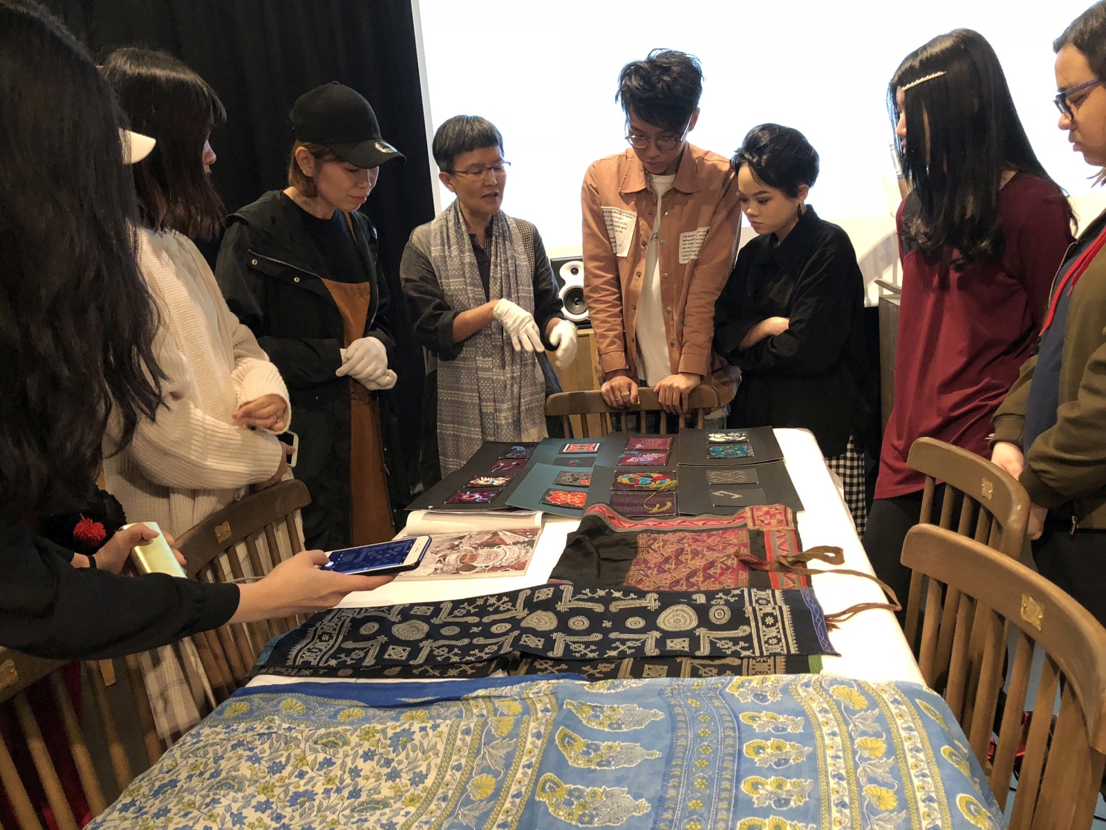 The newly rolled-out Vplus Creative Industries Scheme provides in-service practitioners with 60% tuition fee subsidy when successfully applying to study designated part-time design and Information Technology programmes, subject to a maximum of HK$36,000 per person