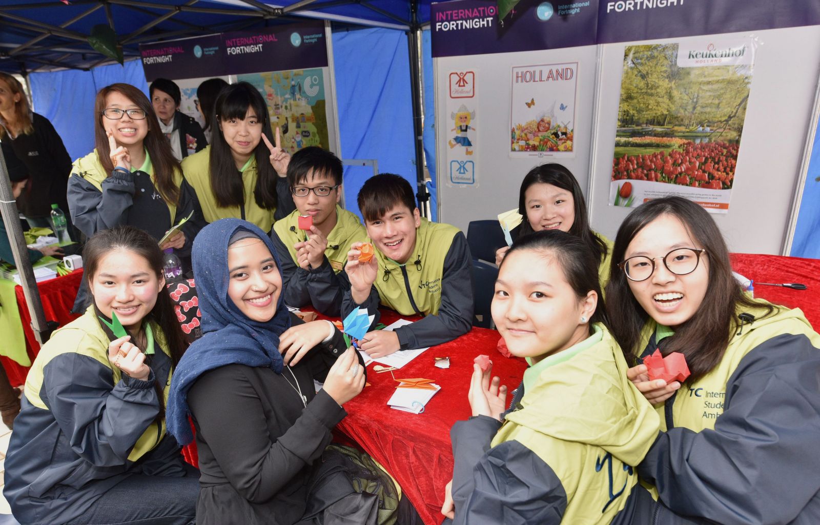 A series of activities, including cultural booths, exhibitions and the International Youth Chat has been organised during the International Fortnight