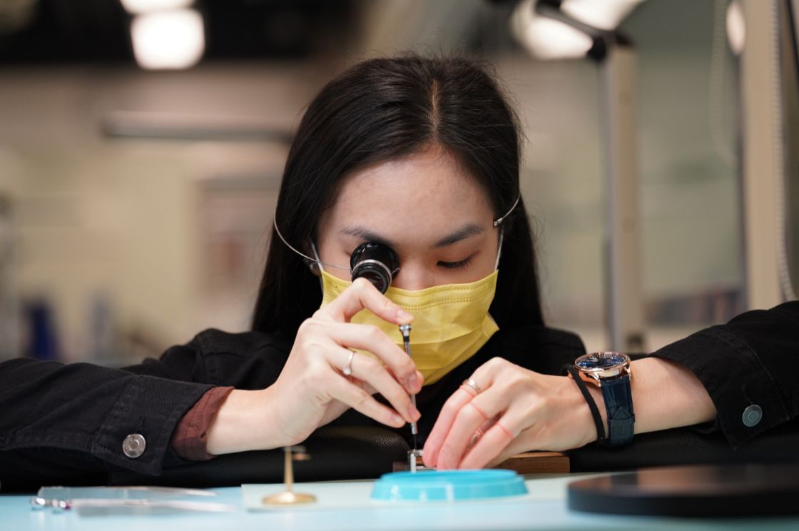 Diploma of Vocational Education (Watch and Clock)