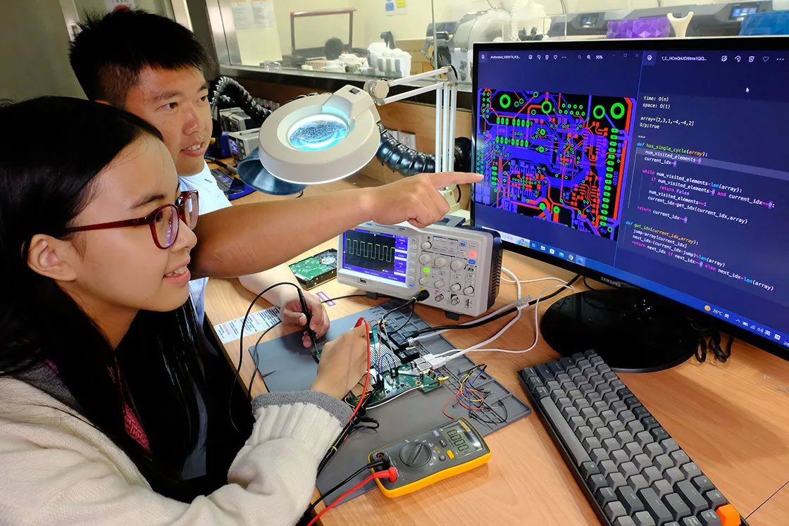 职专文凭 (电子及电脑工程)