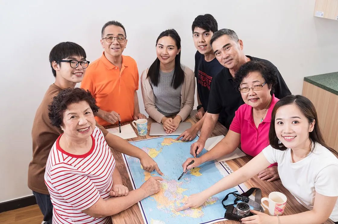 基础课程文凭 (社会服务)