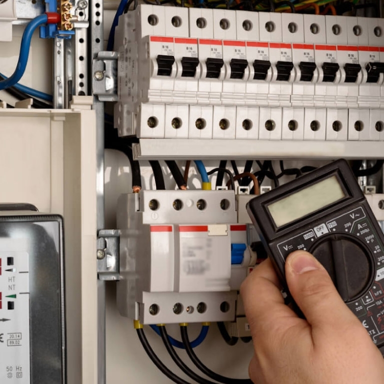 The Trade Test Registry is responsible for providing administrative support to trade tests of electricians, escalator mechanics, lift mechanics, vehicle body repairers, vehicle electricians, vehicle mechanics, vehicle painters and mechanical fitters.