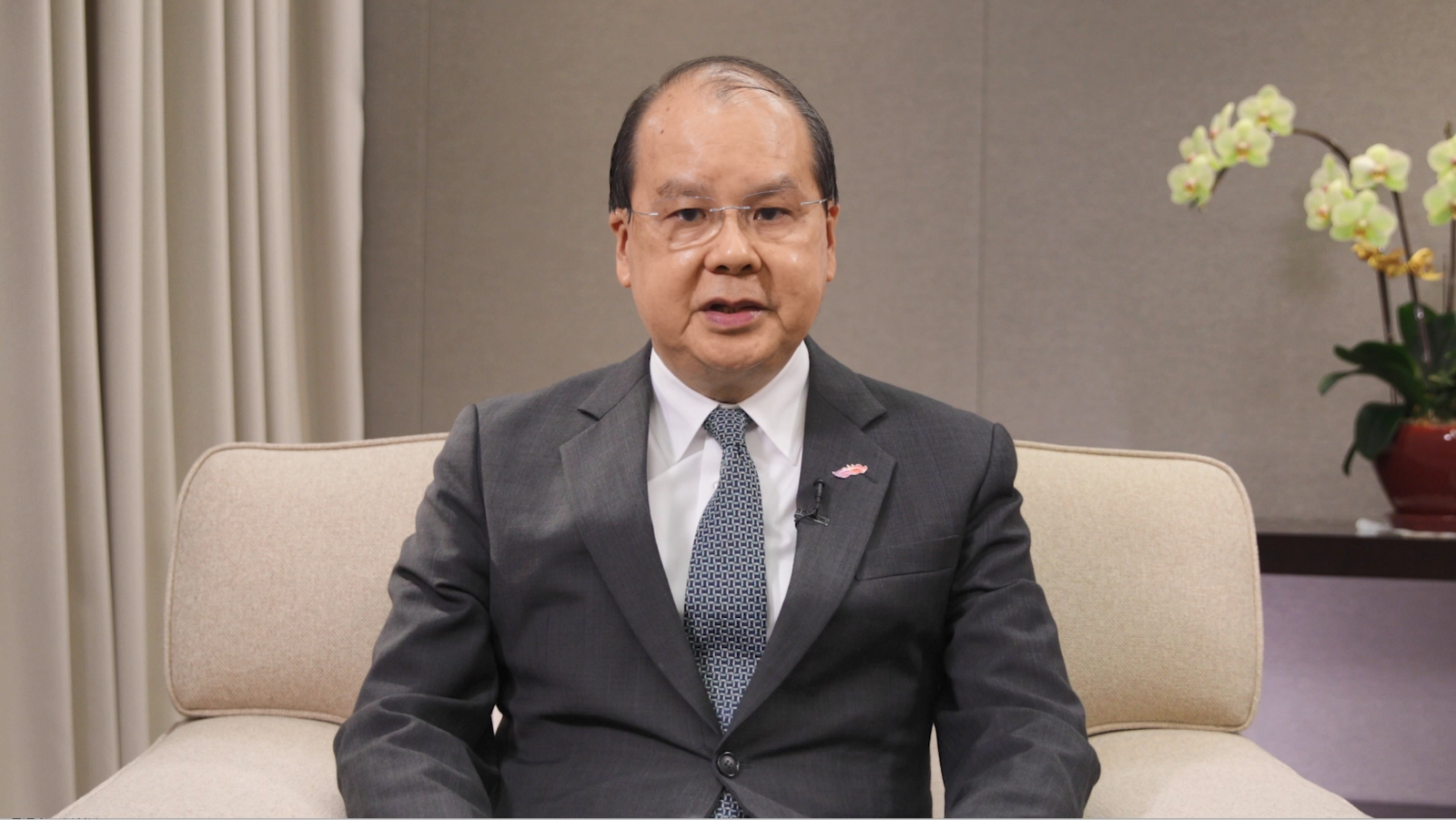 In his pre-recorded speech, Chief Secretary for Administration Mr Matthew CHEUNG Kin-chung says that while reducing carbon emissions remains the primary goal, the HKSAR Government will strive to achieve carbon neutrality before 2050