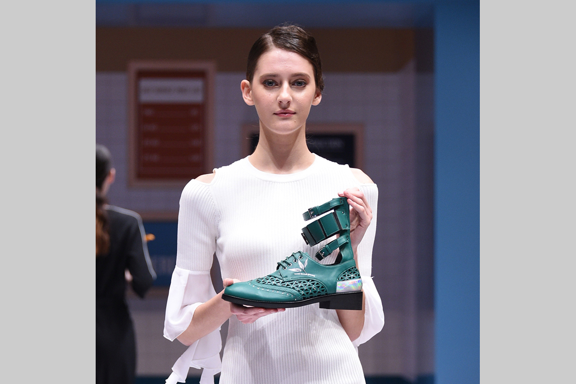 THEi-and-HKDI-students-showcase-their-design-flair-and-bag-accolades-in-the-18th-Footwear-Design-Competition-Hong-Kong-02