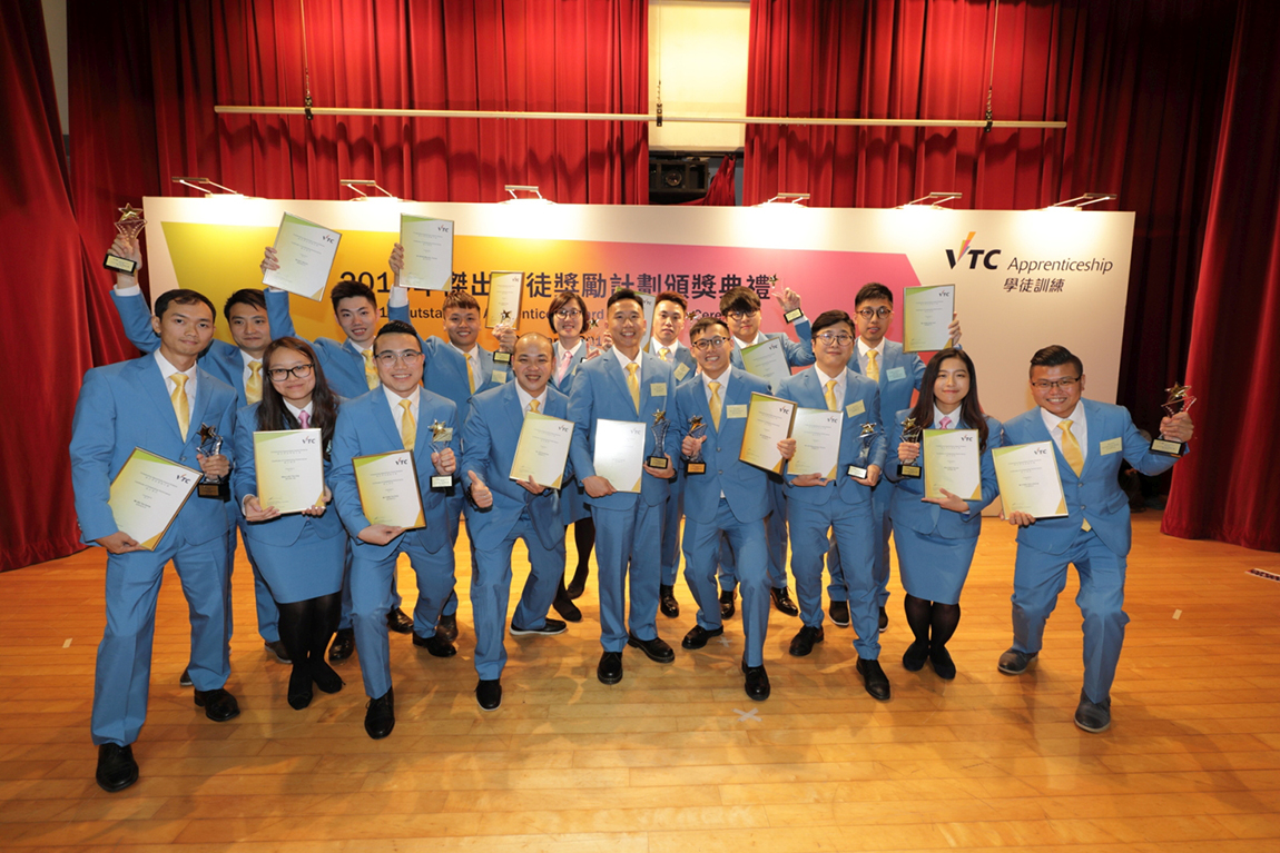 VTC-Outstanding-Apprentices-Award-Presentation-Ceremony-Auto-apprentice-pursuing-family-legacy-and-first-female-apprentice-engaged-by-Water-Supplies-Department-02