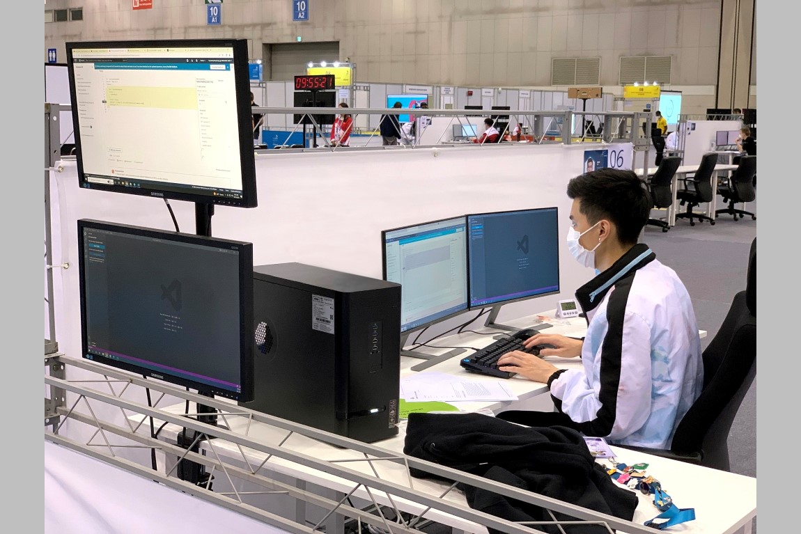 [News-from-Institutions]-Team-Hong-Kong-achieves-a-record-result-of-one-Gold-Medal-and-twelve-Medallions-for-Excellence-at-WorldSkills-Competition-2022-Special-Edition-07-Dec-2022-04