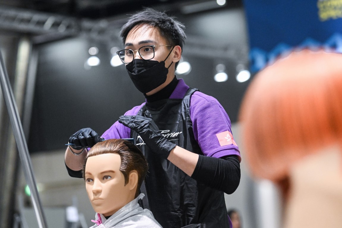 THEi-student-and-Youth-College-graduate-win-Medallions-for-Excellence-in-Fashion-Technology-and-Hairdressing-at-WorldSkills-Competition-2022-Special-Edition-25-Oct-2022-04