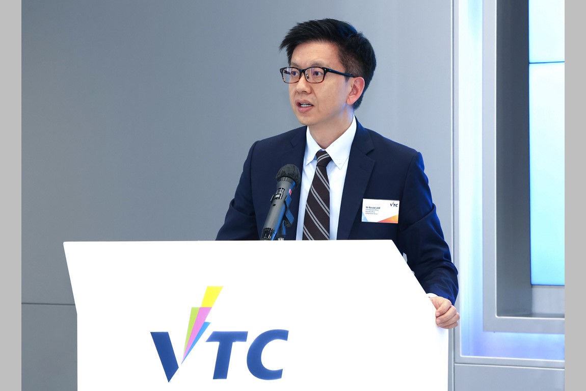 VTC and Cathay Pacific Group sign MoU to jointly nurture a new generation of aviation talents Image 5