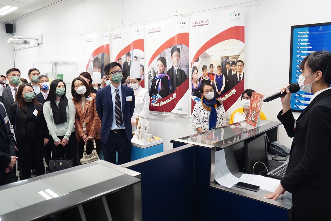 VTC and Cathay Pacific Group sign MoU to jointly nurture a new generation of aviation talents Image 7