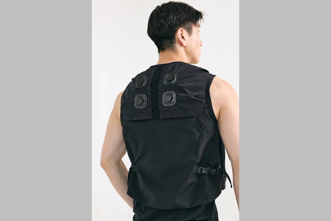 Hong Kong Design Institute and Local Start-Up Project Kontemp Ltd Take Top Honours at Red Dot Awards for Smart Temperature-Controllable Modular Vest photo 3
