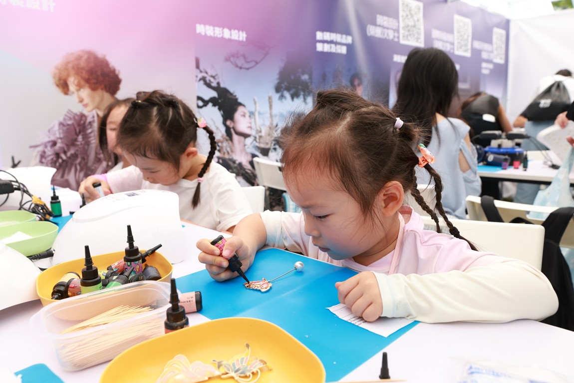 VTC Skills Fiesta 2025 showcases skills and VPET excellence, highlighting emerging trends in AI, cultural creativity, and sports tourism in Hong Kong photo9