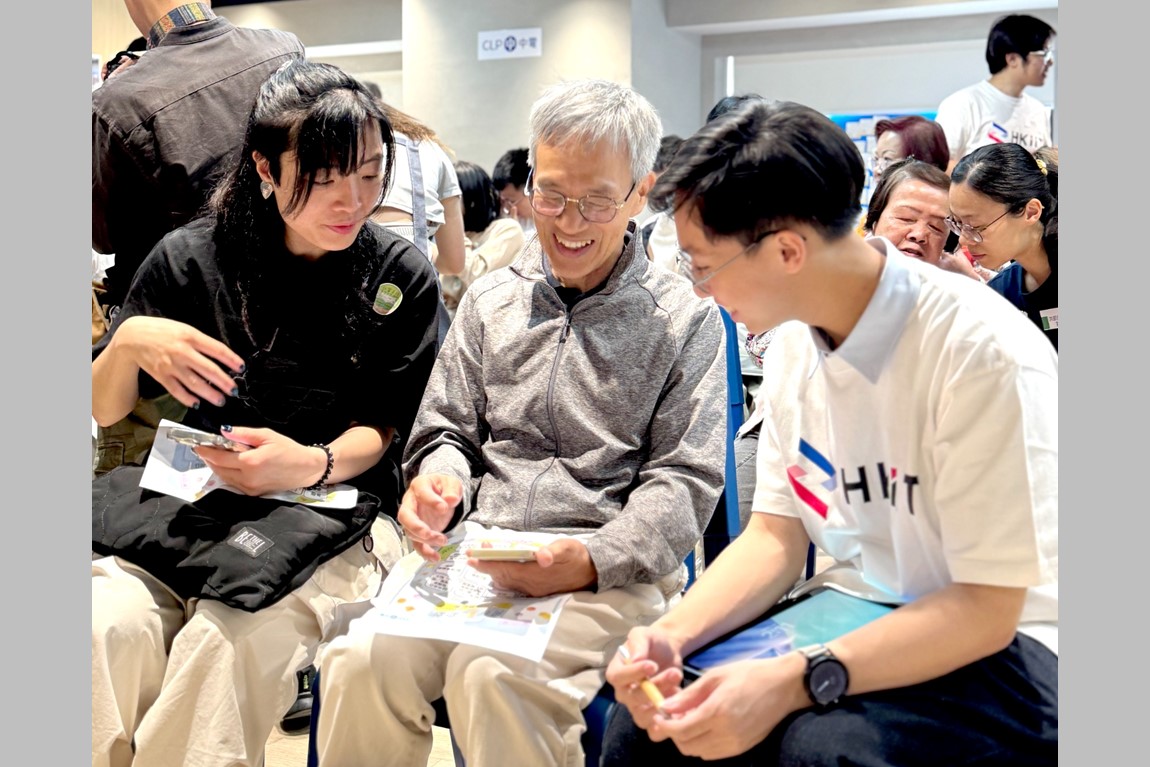 CLP Power and VTC Launch Intergenerational Social Inclusion Programme Helping Seniors Go Digital While Learning from their Life Wisdom photo 6