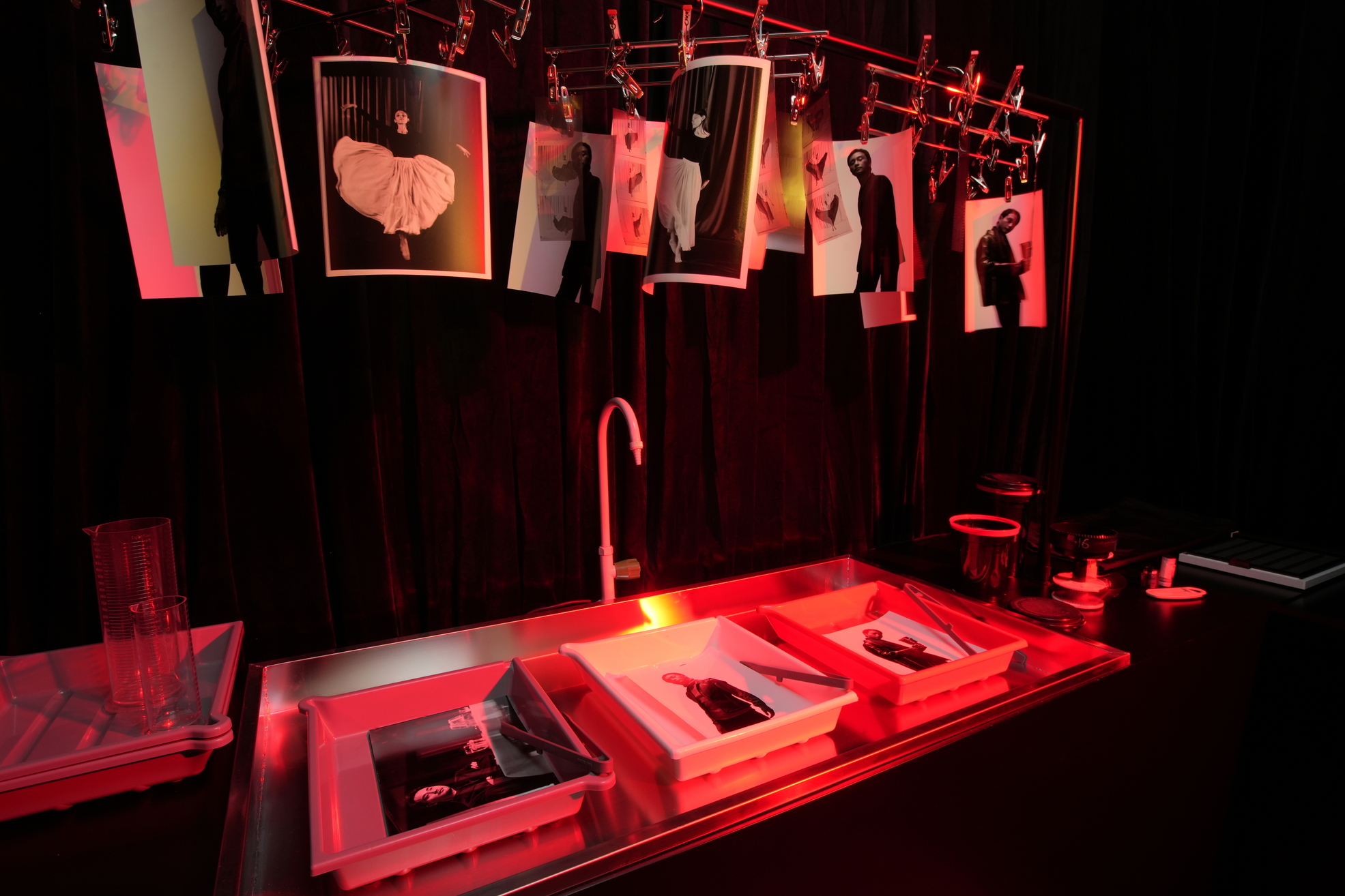 Hong Kong Design Institute Unveils Leslie Grace at 70 Exhibition This September Unseen Archival Photographs of Leslie CHEUNG to Make Public Debut photo 6