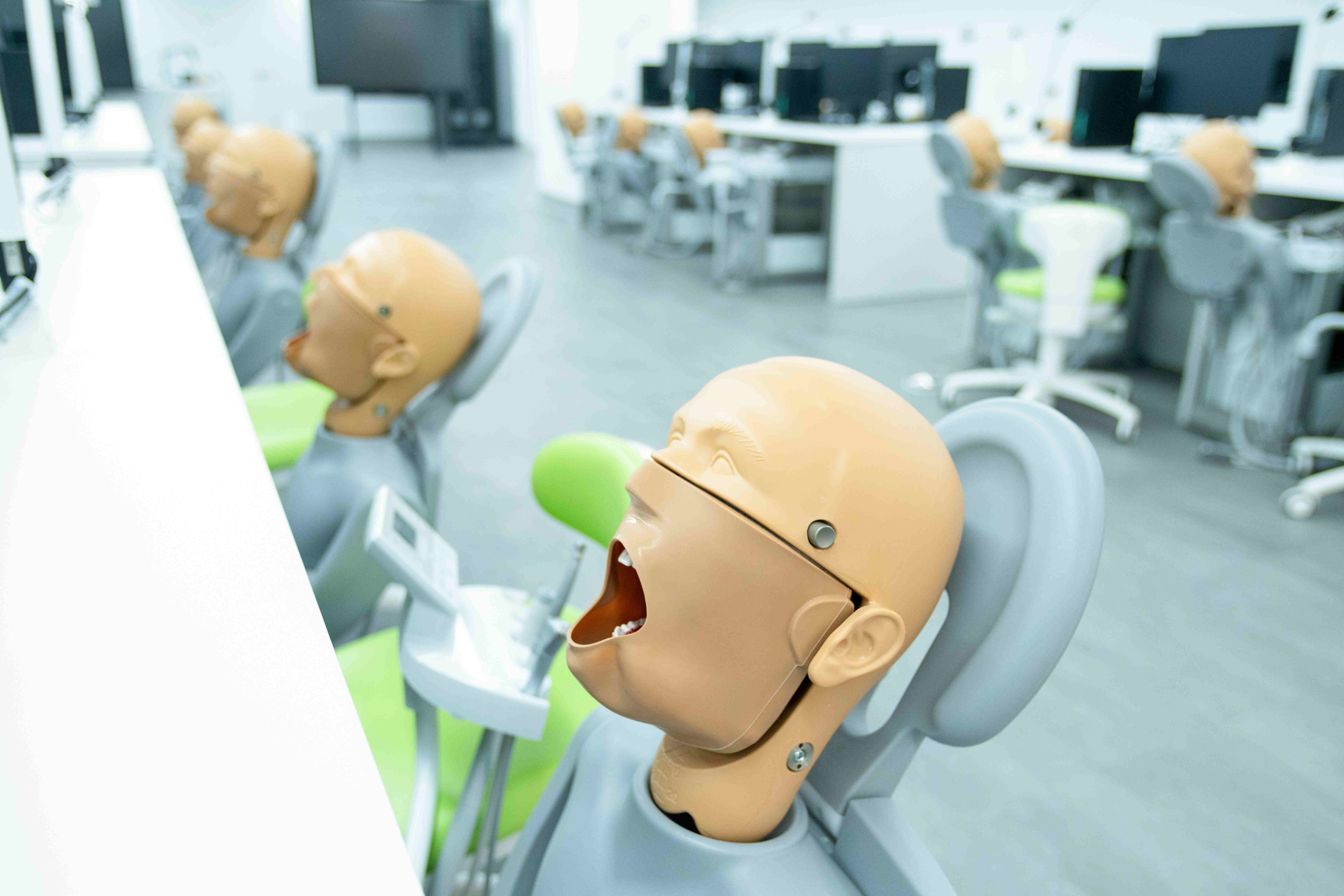 VTC launches Jockey Club Dental Care Training Centre to strengthen dental hygienist training in Hong Kong and  support the development of primary oral healthcare services photo 7