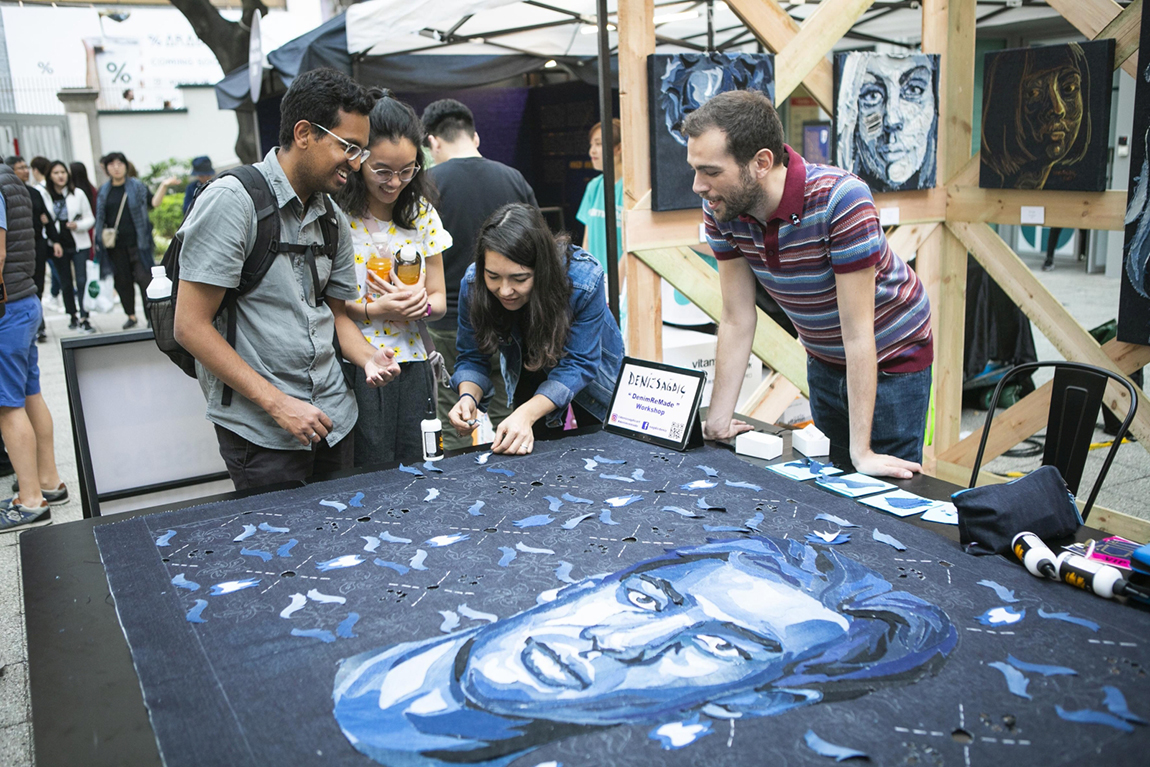 Exploring-the-infinite-possibilities-of-denim-at-HKDIs-first-Denim-Festival-09