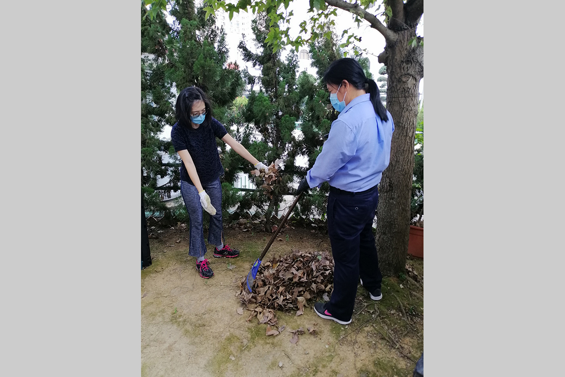 THEi-teacher-and-students-promote-sustainable-use-of-yard-waste-and-partner-with-housing-estates-for-on-site-composting-09