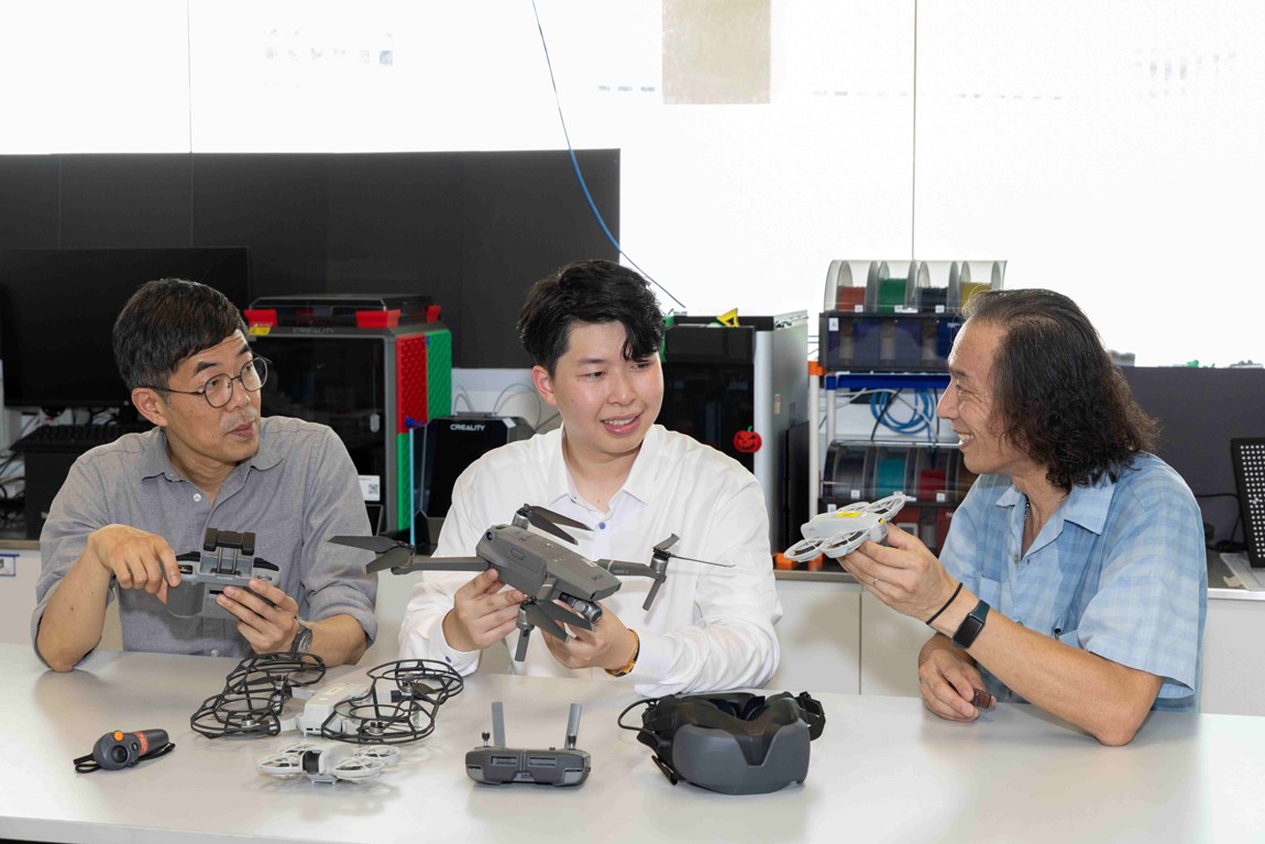 VTC signs MoU with China Post (Hong Kong) to foster talent development in aviation and logistics cover photo